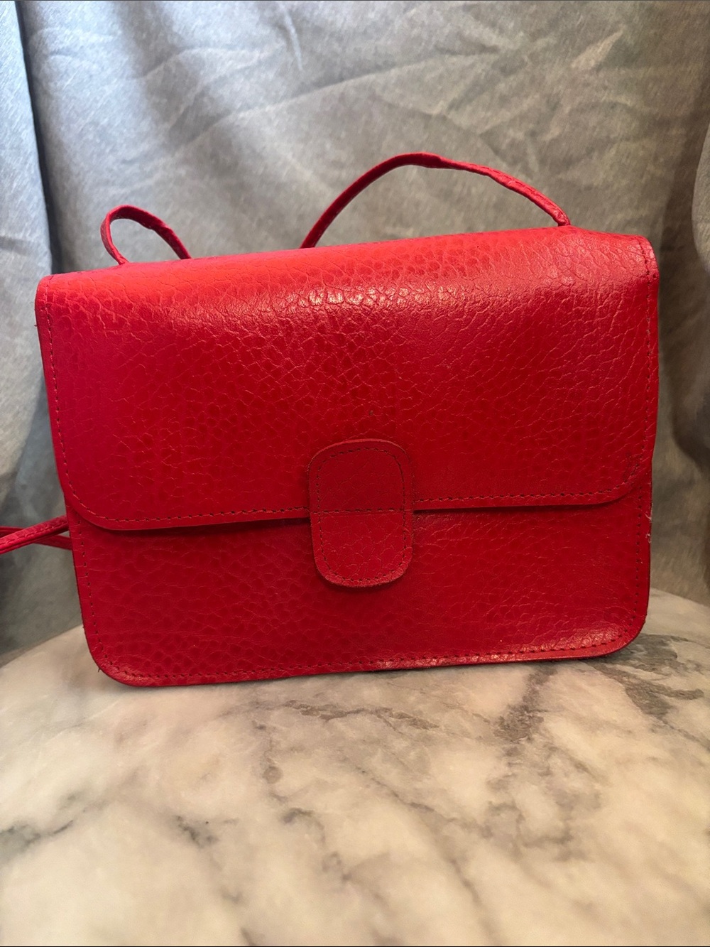 Vintage 70s Mundi Leather Red Cross Body Bag